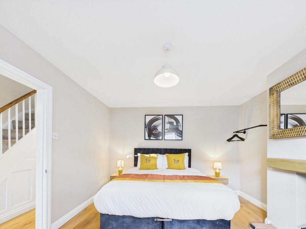 New No 1 Park Street By Signature - 5 Bedroom House * Cheltenham