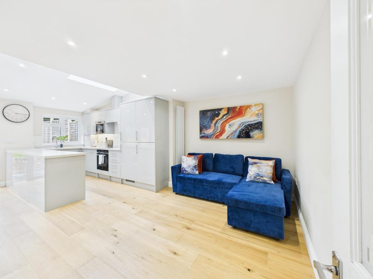 New No 1 Park Street By Signature - 5 Bedroom House