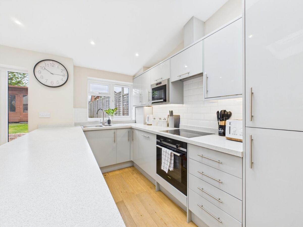 New No 1 Park Street By Signature - 5 Bedroom House